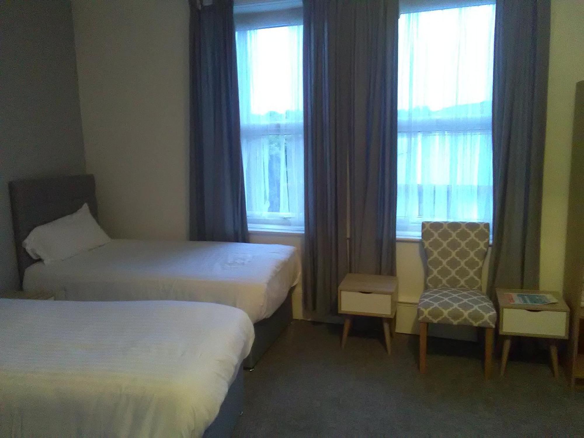 Newcastle West Hotel & Bar Rum bild